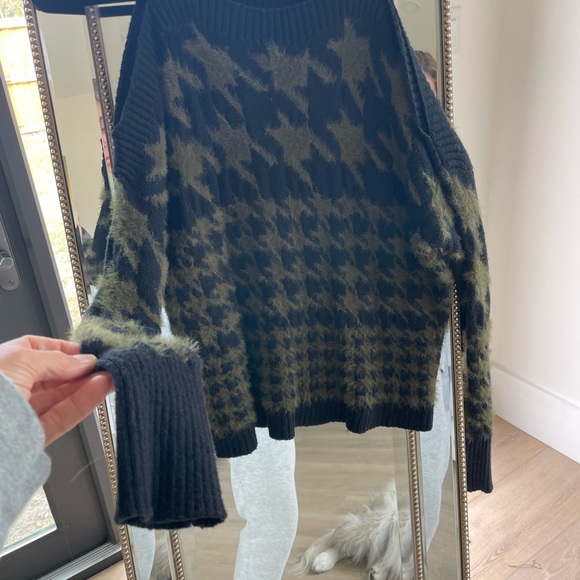Express Off the Shoulder Soft Sweater Olive and Black - Picture 6 of 6